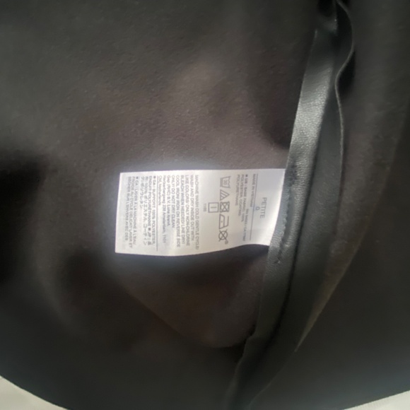 Banana Republic Vegan Leather Skirt Black 0P - Picture 8 of 8